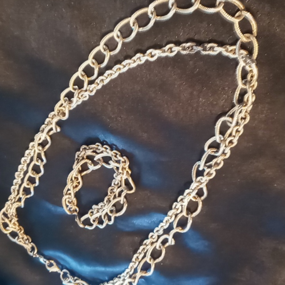Vintage layered necklace with matching bracelets set